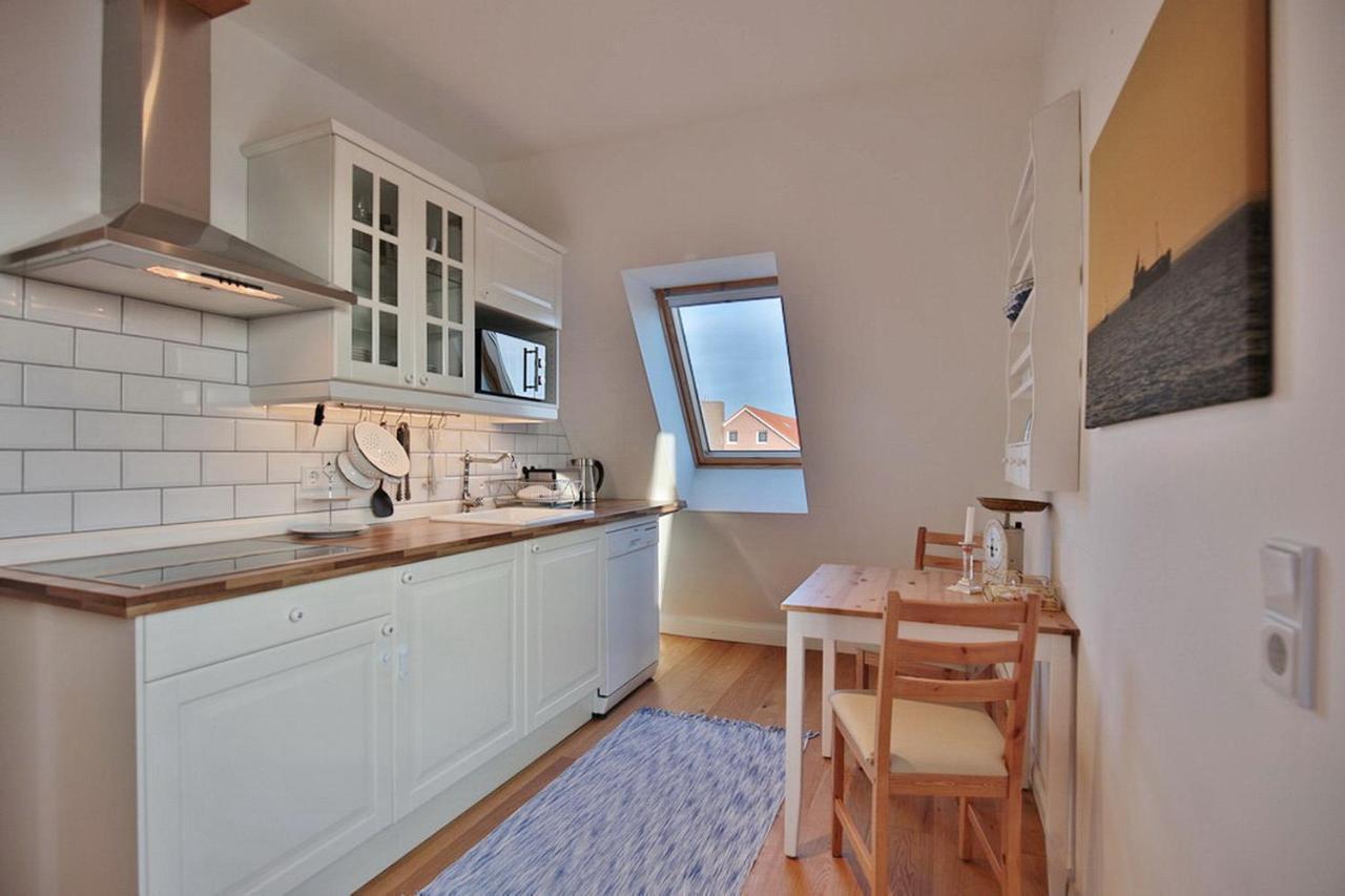 Апартаменты Haus Zur Niendorfer Sonne Haus Schwalbennest Ниндорф Экстерьер фото